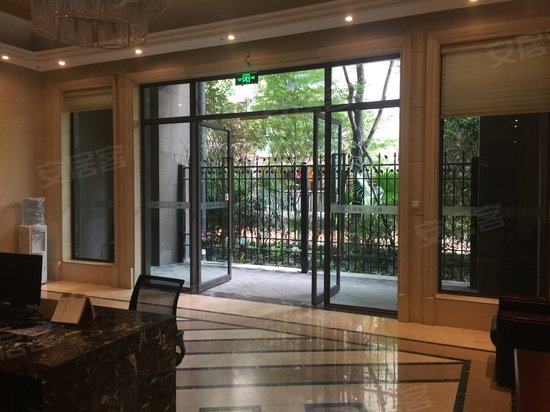 皇冠国际公寓(商住楼) 