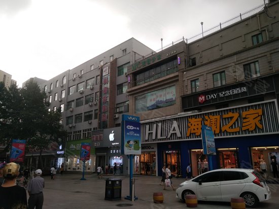 李沧利客来商务楼 