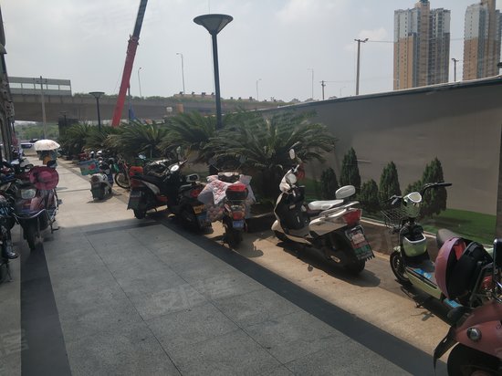 香榭水岸公寓大楼 