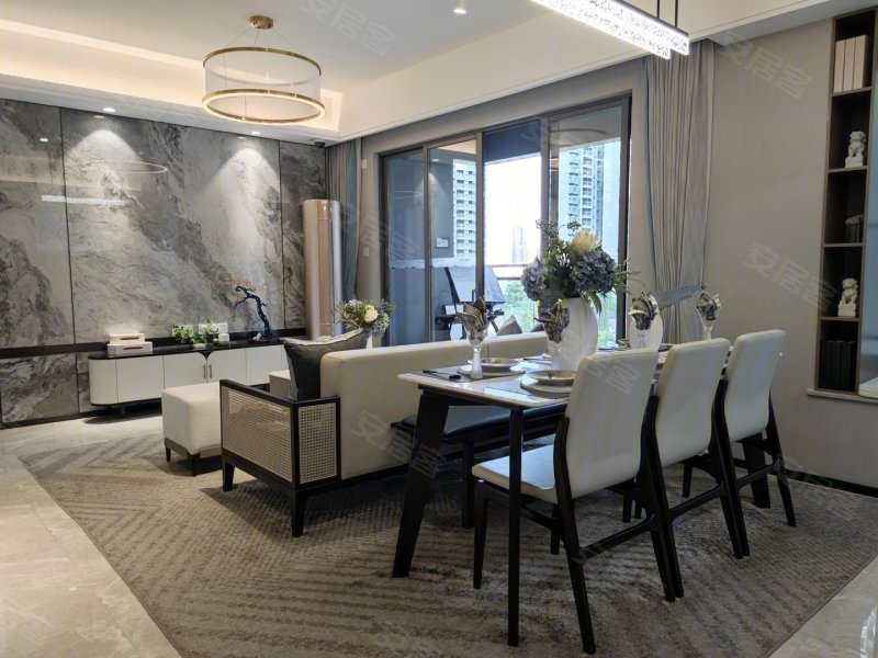 端午一口价70万 广佛保利城 地铁口400米 精装现楼