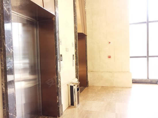 圣名世贸城办公楼 