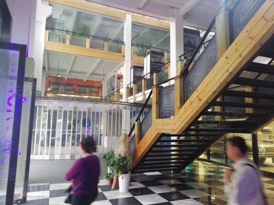 柴格车联网创客天地 