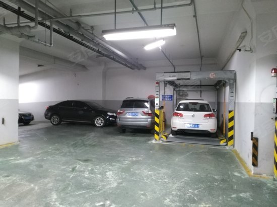 洛克外滩源兰心大楼 