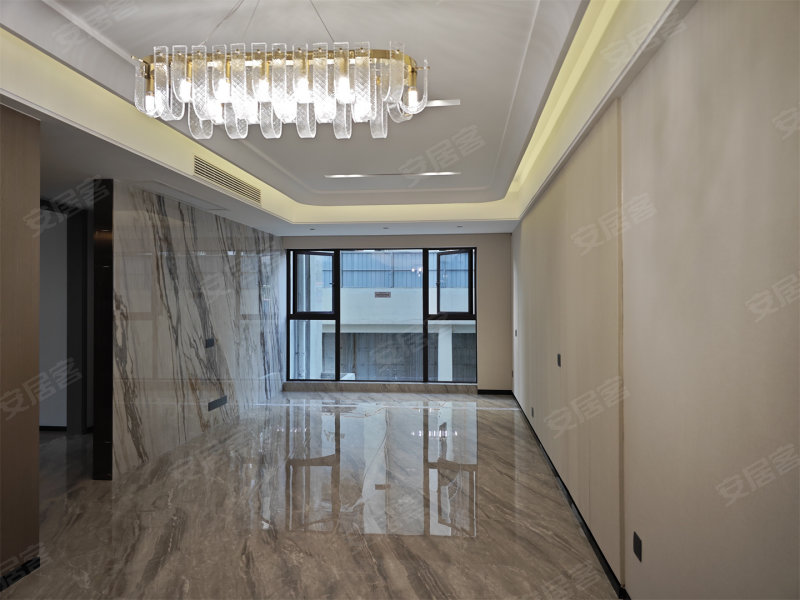 黄埔国际小河壹号3室2厅111.24㎡50万二手房图片