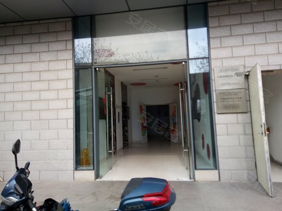 动漫大场文景楼 