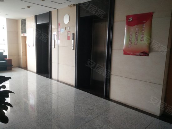 新华书店集团有限公司综合业务楼 