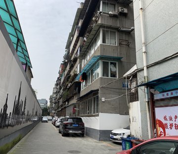 钟楼路41号院