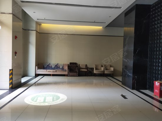 保利江上明珠X-LOFT 