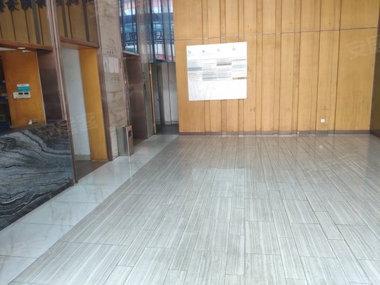 钢铁世界商务楼 