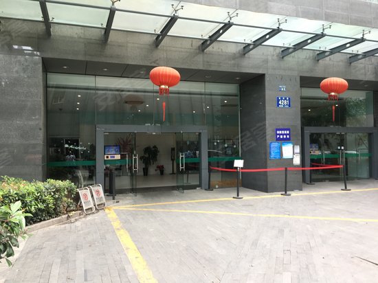 龙禧BOSS港