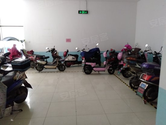 硕放香梅哥伦布广场(商住楼) 