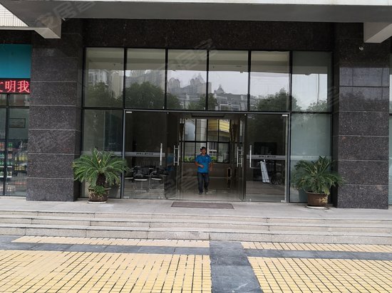 卓尔第一企业社区 