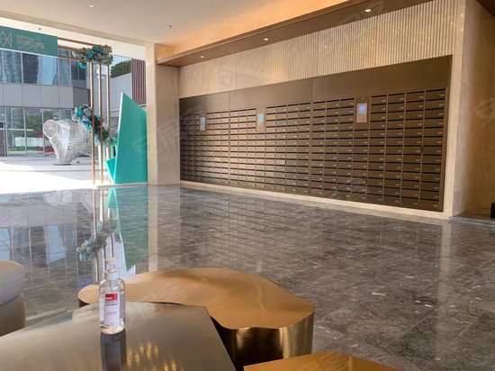 招商前海领尚公馆 