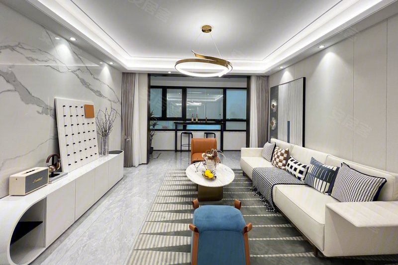 大丰吾悦广场路南高档小区,超高使用面积,高性价比,金辉通银·云尚