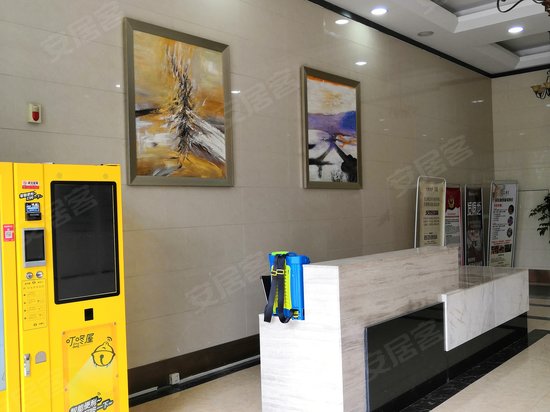 武汉客厅卓尔四季公寓 