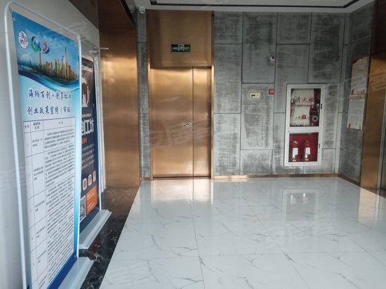 G60洞泾创新创业中心 