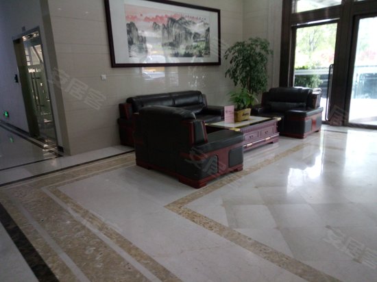 齐成晟园商务大楼 