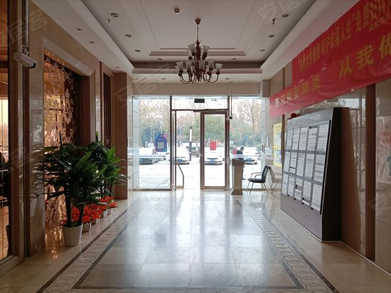 中环城国际公寓 