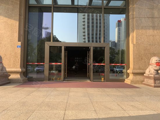 源昌凯宾斯基商务楼 