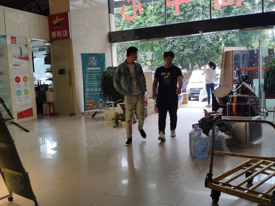 湖广通创业大厦 