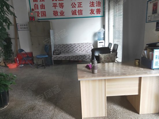 云南白药大药房医药综合业务楼 