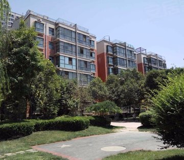 蔚蓝花城七色镇(B区)