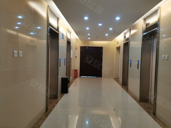 中冶城邦国际写字楼 