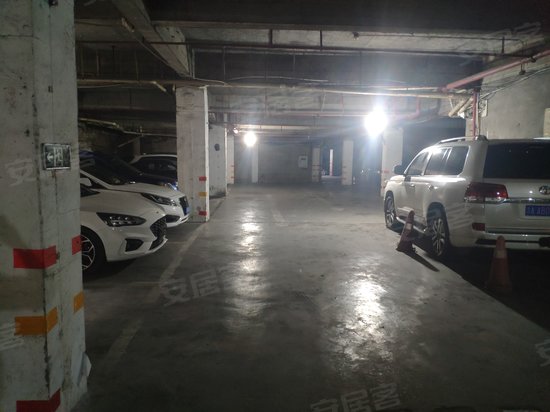 财富旺角邮政综合楼 