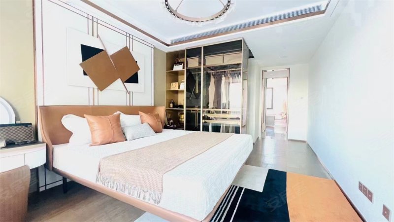 恒信弥水春风4室2厅136.46㎡91万二手房图片