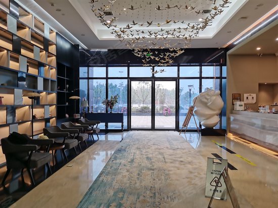 鸿达中央广场(办公) 