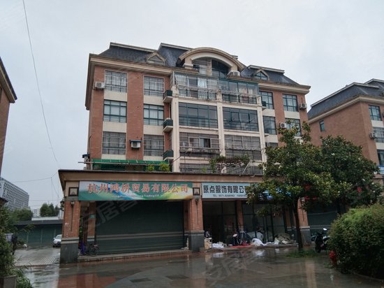汇锦名店广场 