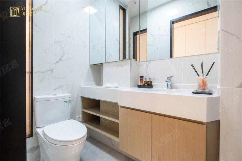 南部新城 精装公寓 3号线地铁房,中华城御公馆二手房,145万,2室1厅,1