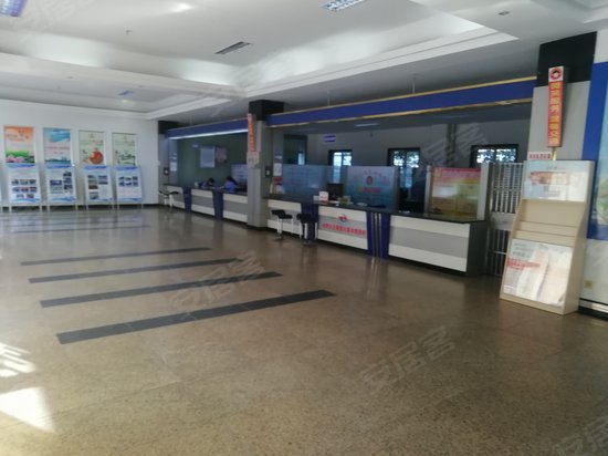 公交集团办公楼 