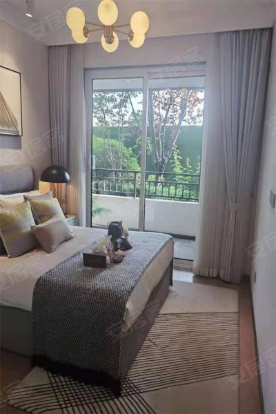 自成大社区,看房车接车送,金辉城二手房,98万,3室2厅,2卫,120平米