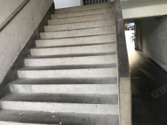 东莞庄路163号大院(办公) 