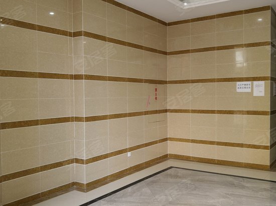 人民(武汉)国际汽车城 