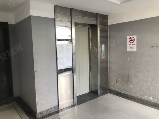 黄浦新苑商务楼 