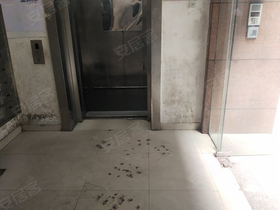 中翔商贸城三区(商住楼) 