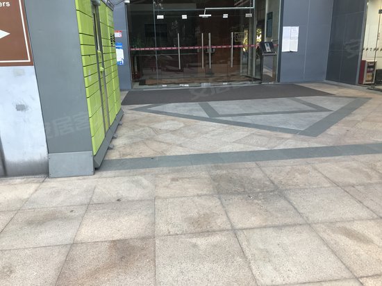 嘉裕礼顿阳光公寓 