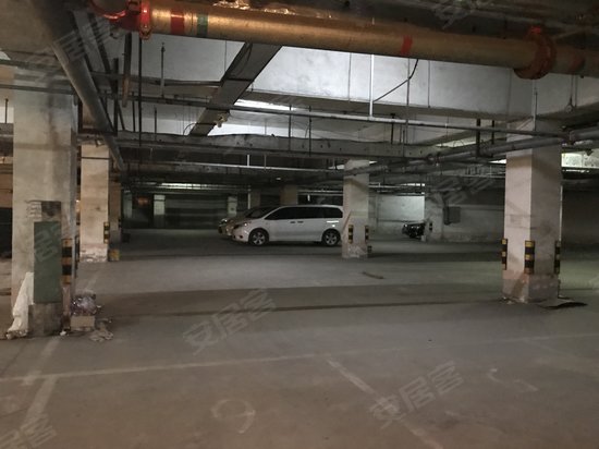 腾龙国际商务公寓 