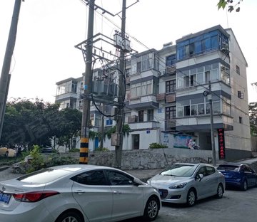 镇兴路39号小区