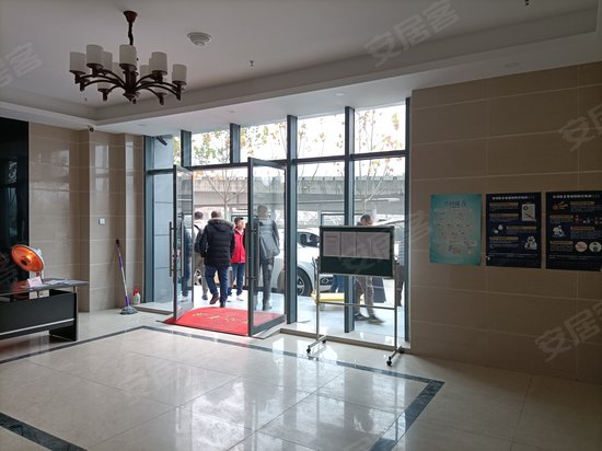 新中泰国际大厦 