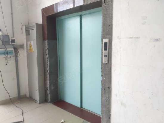 芳和购物广场(办公) 