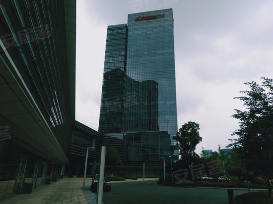 锦峰国际商务广场 