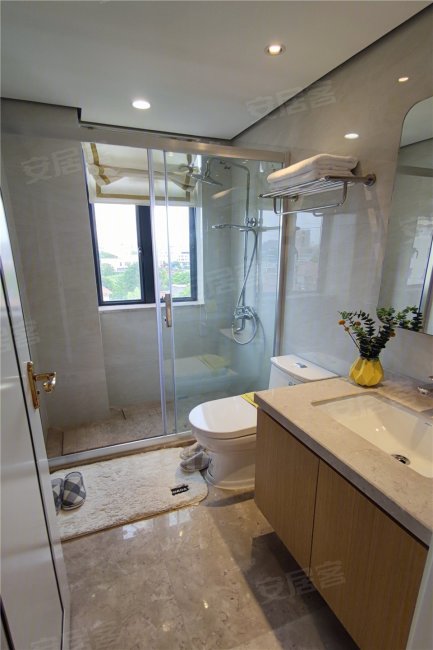 流溪半岛人和地铁旁精装现房内部转名单位