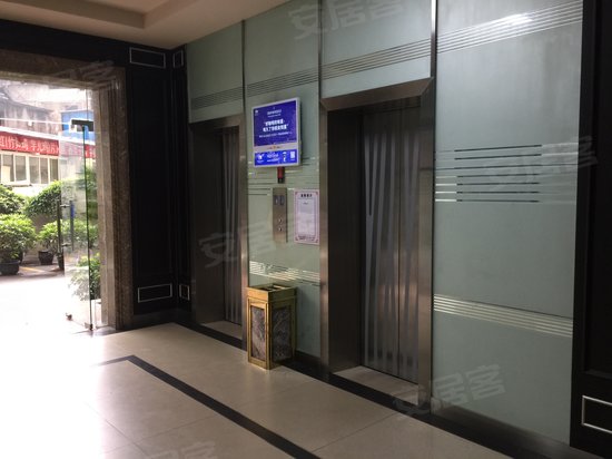 成都国际商务大厦 