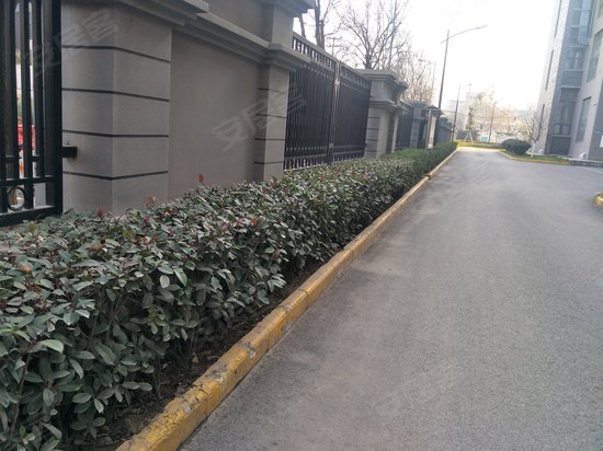 鱼化工业园西北总部基地 