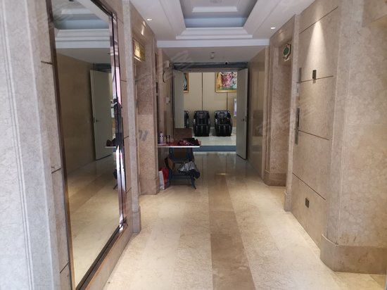 戴斯国际商务广场 