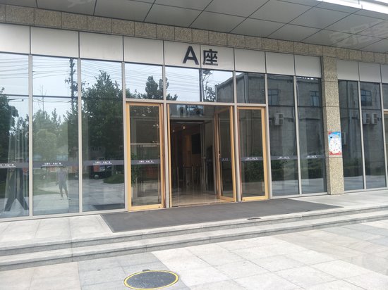 大明宫圣远广场 