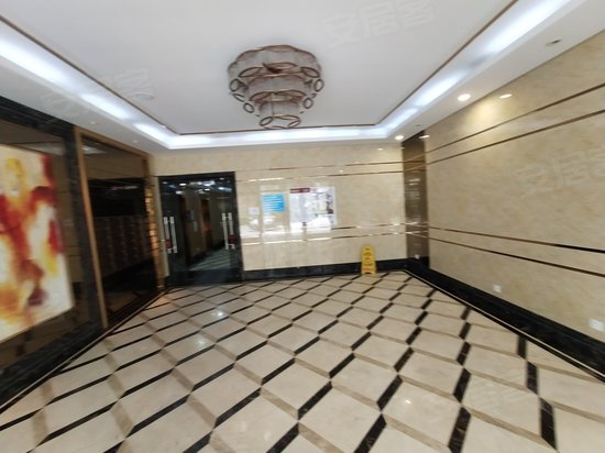 绿地东海岸财富广场 